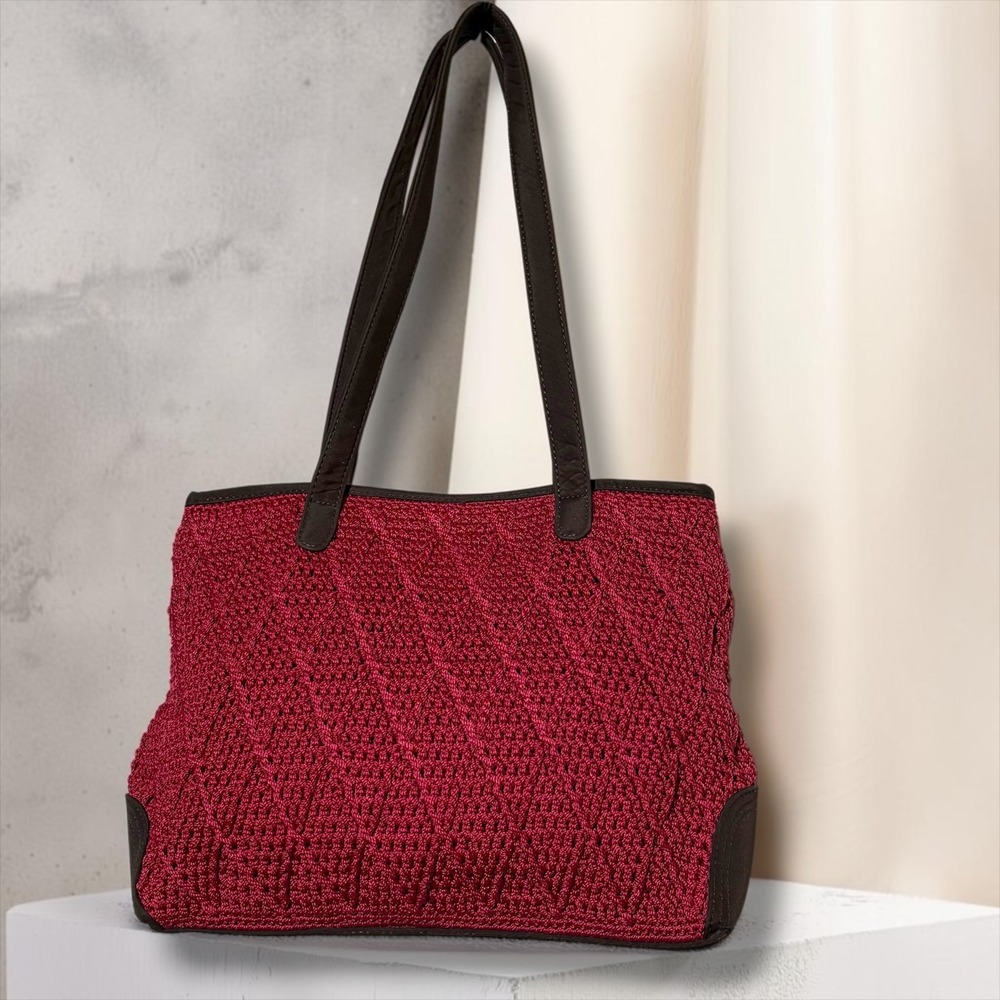 The Sak Crochet Tote Bag Berry Red Woven Shoulder Bag Brown Trim Chevron Pattern